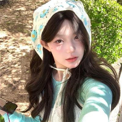 她们的蓝衫时光 封面