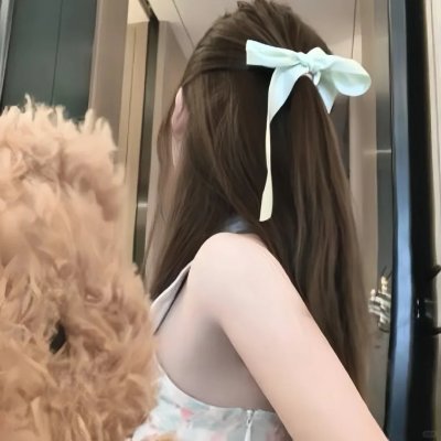 软玉温香抱满怀 封面