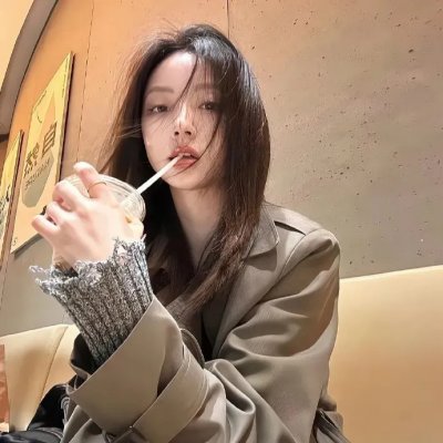 孔雀王子 封面